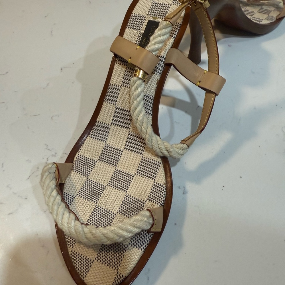 Louis Vuitton Azure Rope and wood Checkered Heels 8/8.5 (size 38) Vintage - Picture 8 of 9